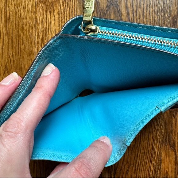 Louis Vuitton Monogram Groom Compact Zip Wallet (w/ COA) - Picture 6 of 13